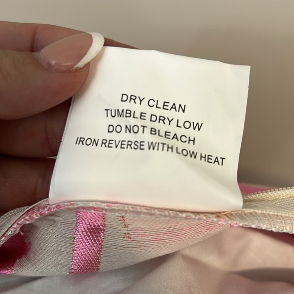 Callisto Home Pink White Gold Metallic Ribbons Oversized Decorative Pillow 24x24 - Picture 11 of 11